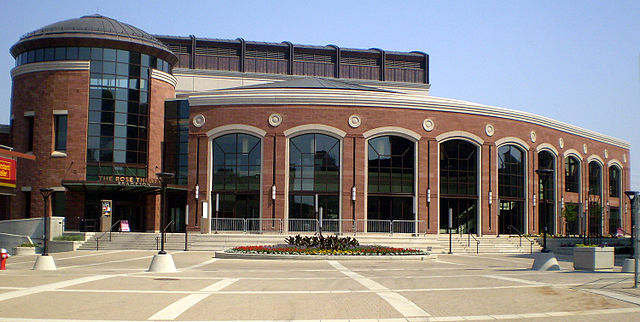 Rose Theatre Brampton is located behind a public square.