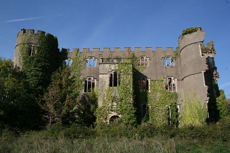 File:Ruperra Castle Visit 2011.jpg