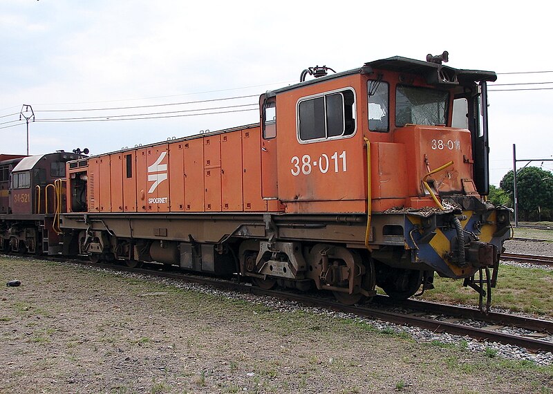 File:SAR Class 38-000 38-011.JPG