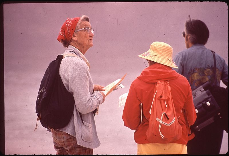 File:SIERRA CLUB NATURE HIKE - NARA - 543235.jpg