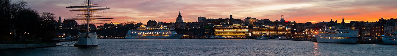 Sailboat in Stockholm banner.jpg