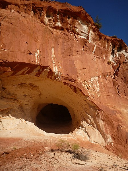 File:Sandstone Cave, DyeClan.com - panoramio (6).jpg