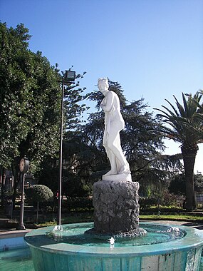 Santa Maria Licodia Fontana Belvedere 2006.jpg