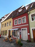 Residential building in closed development