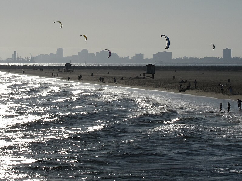 File:Seal Beach kitesurfers - panoramio.jpg