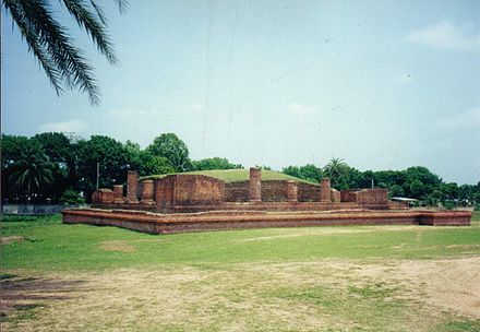 Shalaban Bihar is evidence of the age of Comilla.