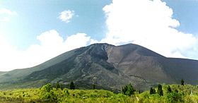 Vue du Soputan depuis l'ouest.