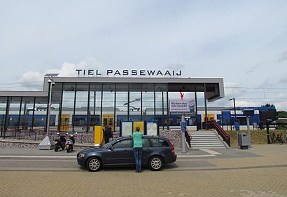 Hoe gaan naar Station Tiel Passewaaij met het openbaar vervoer - Over de plek