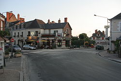 Sully sur Loire main street.jpg