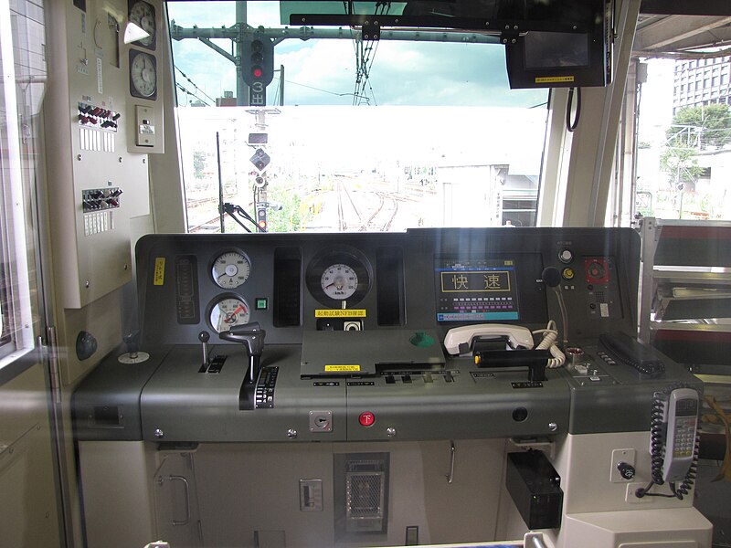 File:Tokyometro15000 cab 15004.jpg