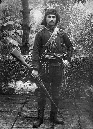 <span class="mw-page-title-main">Topal Osman</span> Turkish officer and militia leader