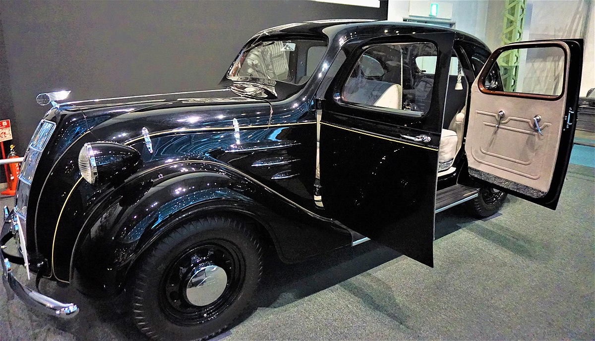 File:Toyota Sedan Model AA - Toyoda first Car - Joy of Museums - Toyota  Commemorative Museum of Industry and Technology.jpg - Wikimedia Commons