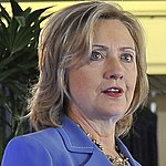 U. S. Secretary of State Hillary Rodham Clinton addresses military and political leaders of Hawaii DVIDS334373 (cropped).jpg