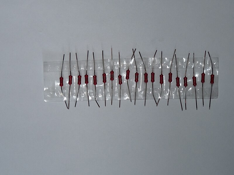 File:USSR resistors MLT.JPG