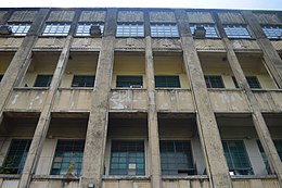 Fenestration du séminaire central de l'UST.jpg