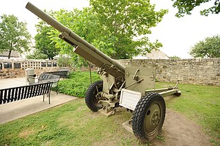 <span class="mw-page-title-main">75 mm field gun M1897 on M2 carriage</span> Field gun