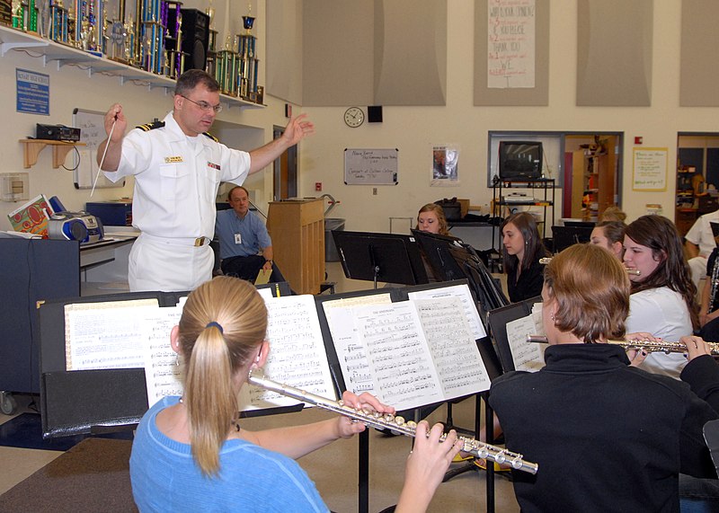 File:US Navy 080923-N-4649C-007 Lt.j.g. Patrick Sweeten conducts a music class at McNary High School.jpg