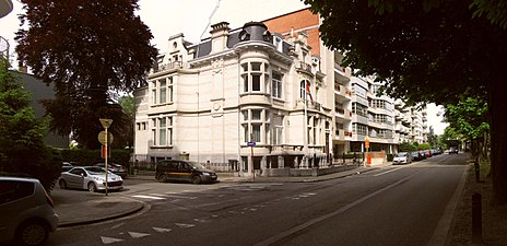 L'ambassade du Swaziland, Hôtel de maître par Paul Picquet.