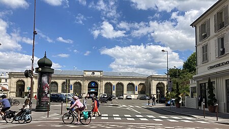 Versailles Rive Droite Station