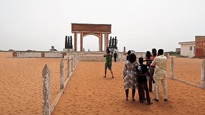 Viewers at the monument "Door of no return" in Ouidah.