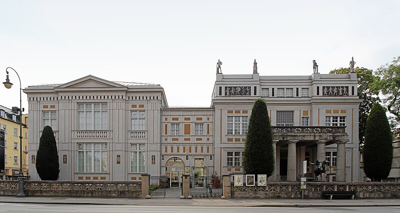 File:Villa Stuck (Munich).JPG