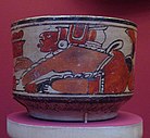 Cuenco de cerámica maya decorada en el LACMA.