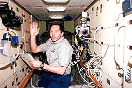 Walerij Tokariew na pokładzie Międzynarodowej Stacji Kosmicznej s96e5123.jpg