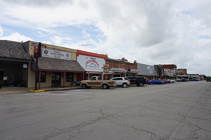 File:West June 2016 26 (Main Street).jpg