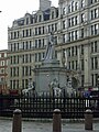 English: Statue of Queen Anne of Great Britain in front of St. Paul's Cathedral