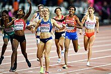 Women's 1500m at London 2017.jpg