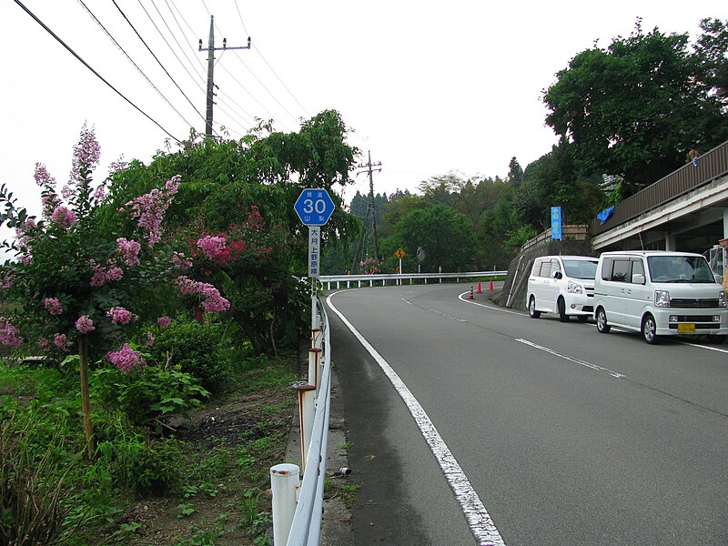 File:Yamanashi Route 30 -02.jpg