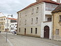 Čeština: Městský dům (Znojmo), nám. Václavské, Přemyslovců 125/1, Znojmo This is a photo of a cultural monument of the Czech Republic, number: 25874/7-6944. Památkový katalog  · MIS  · hledat obrázky  · hledat seznamy  · Wikidata