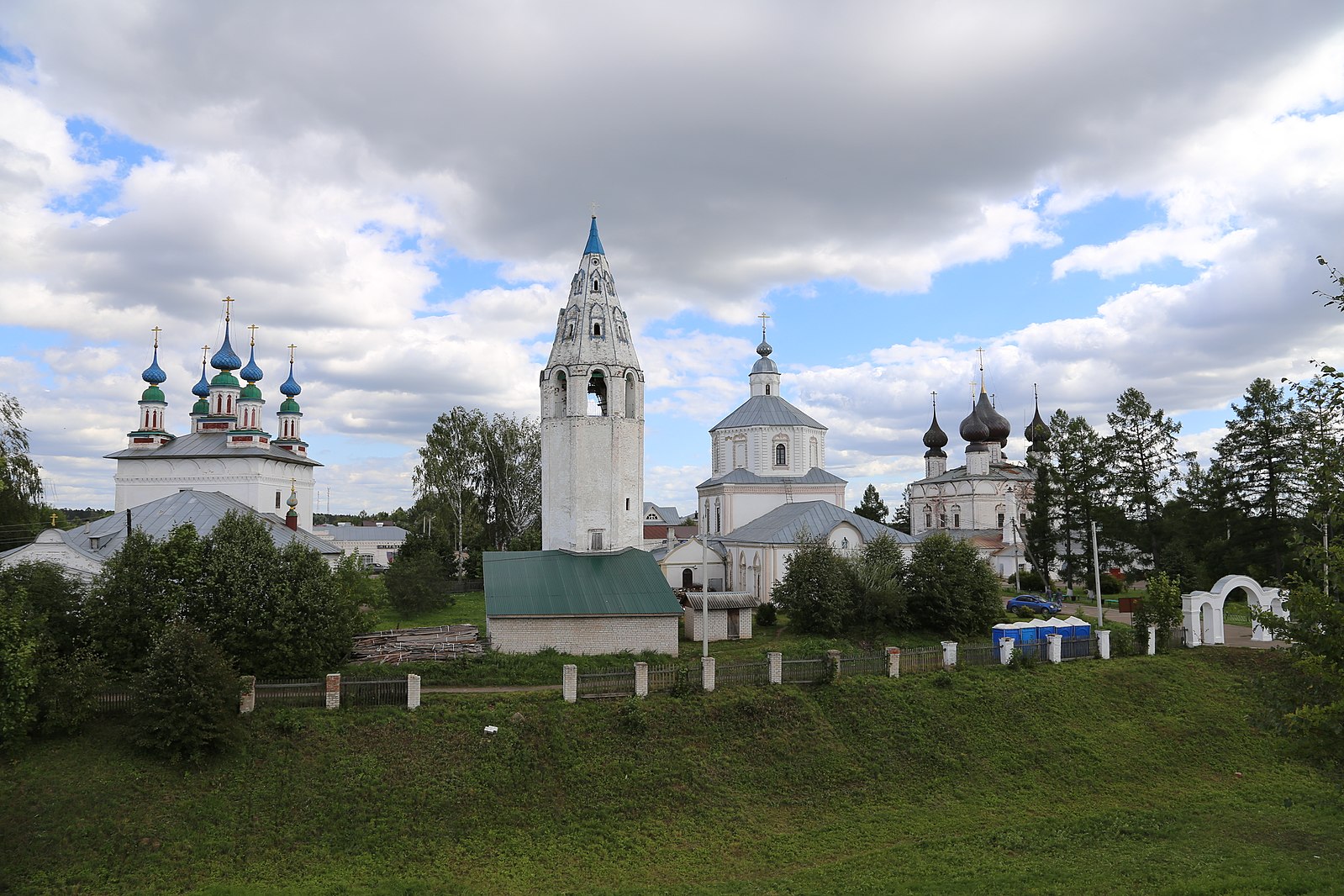 лух достопримечательности