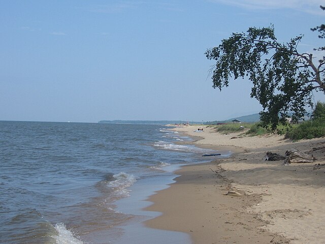 A sandy beach in the Kabansky District