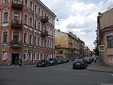 прибутковий будинок у Санкт-Петербурзі.