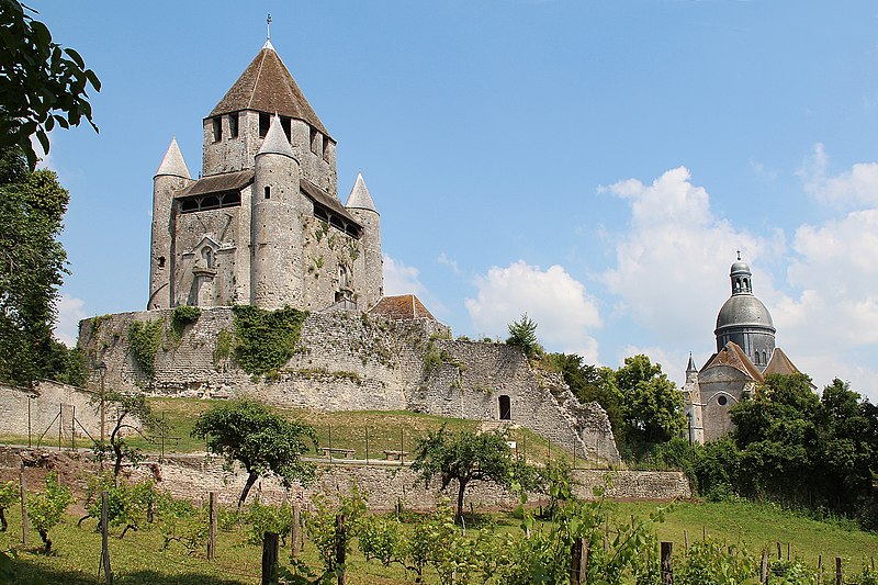 File:0 Provins - Tour César et collégiale Saint-Quiriace (8).JPG