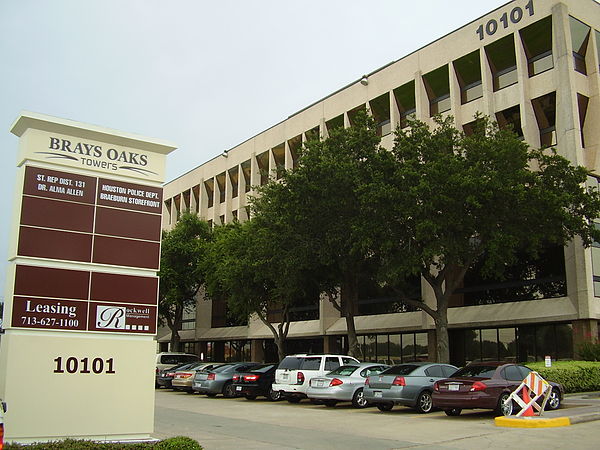 Brays Oaks Towers 10101 Fondren Road, which includes the Braeburn Storefront and the offices of State Representative Alma Allen