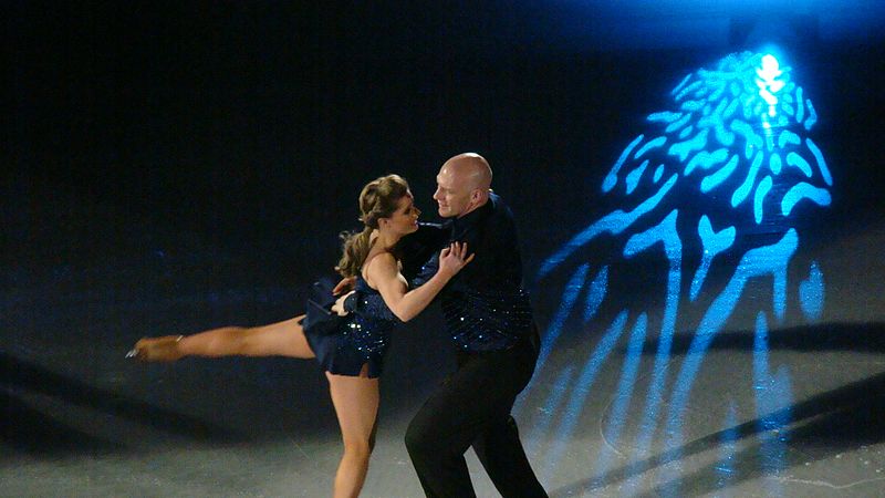 File:2011 - Dancing on Ice (Manchester Evening News Arena) Jodeyne Higgins & Sean Rice (5677601771).jpg