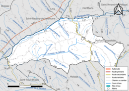 Carte en couleur présentant le réseau hydrographique de la commune