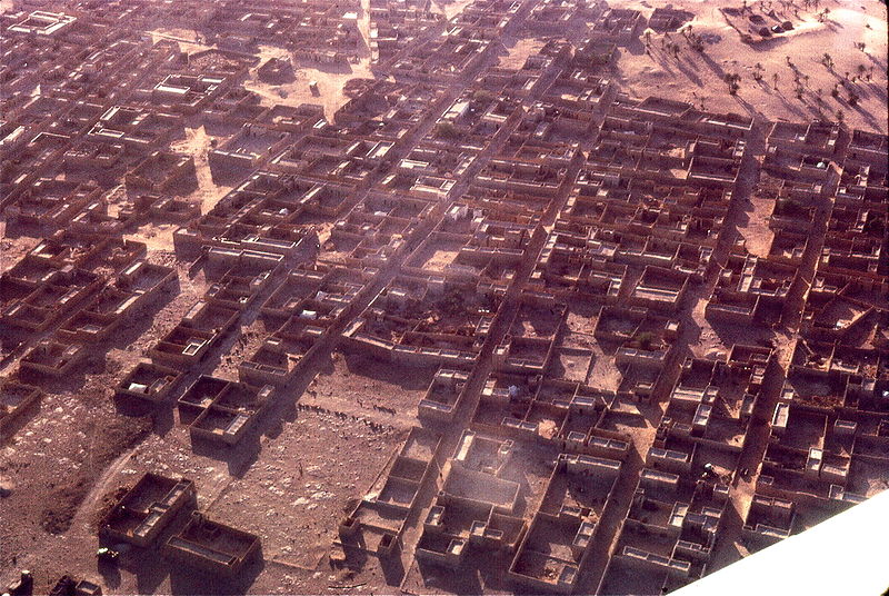 File:Aerial view of Atar, Mauritania, 1967.jpg