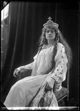 As Elsa in Lohengrin, 1903