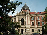 Akademia Ekonomiczna w Krakowie Main building 00.JPG