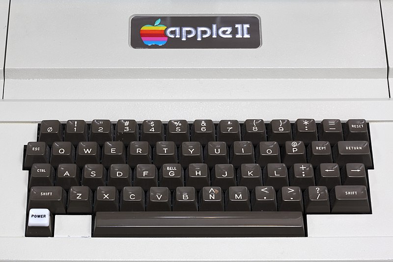 File:Apple II-IMG 7073.jpg