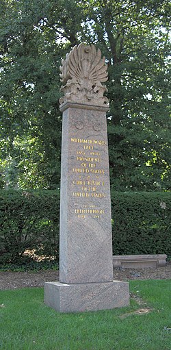 Cimetière national d'Arlington - marqueur William Howard Taft - 2011.jpg