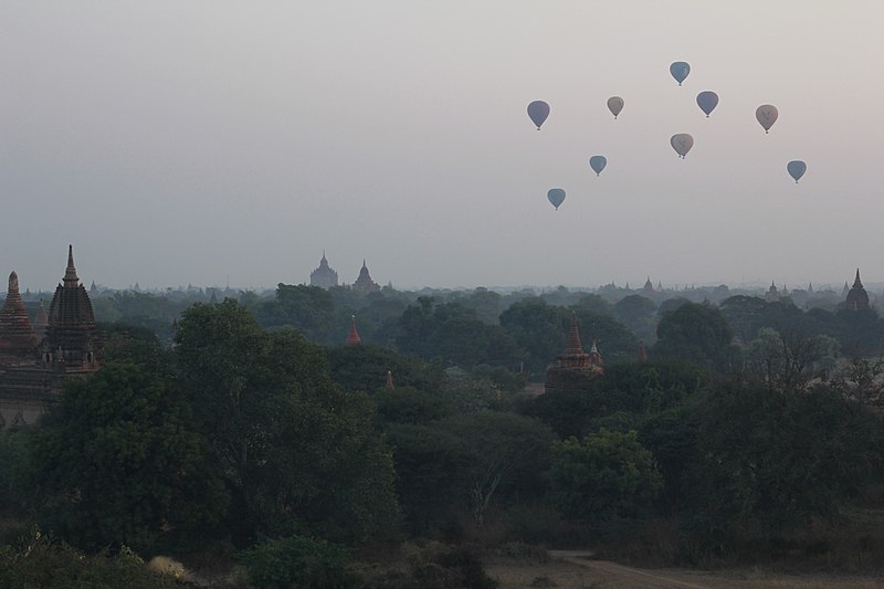File:Bagan Sunrise 4.jpg