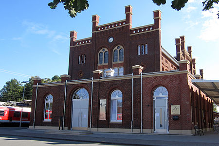 Bahnhof Warburg (Westf) 2013 09