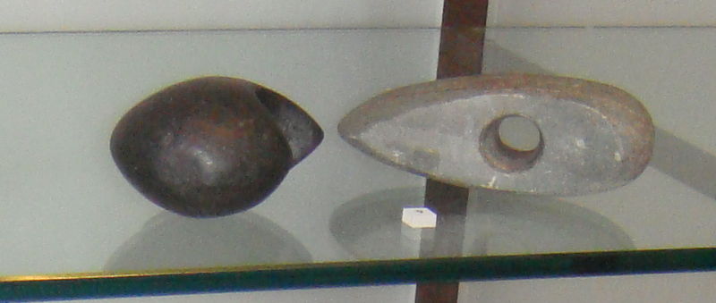 File:Battle axes, Wick Harbour and Harlaw Muir 10-08-2010 16-58-13 914x387.JPG