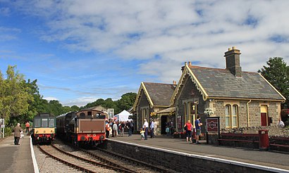 How to get to Avon Valley Railway with public transport- About the place