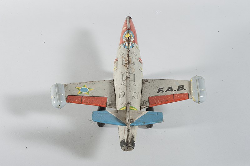 File:Brinquedo - Avião Força Aérea Brasileira, Acervo do Museu Paulista da USP (15).jpg