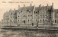 Bruges, Clinique Saint Joseph, Rempart du Bassin